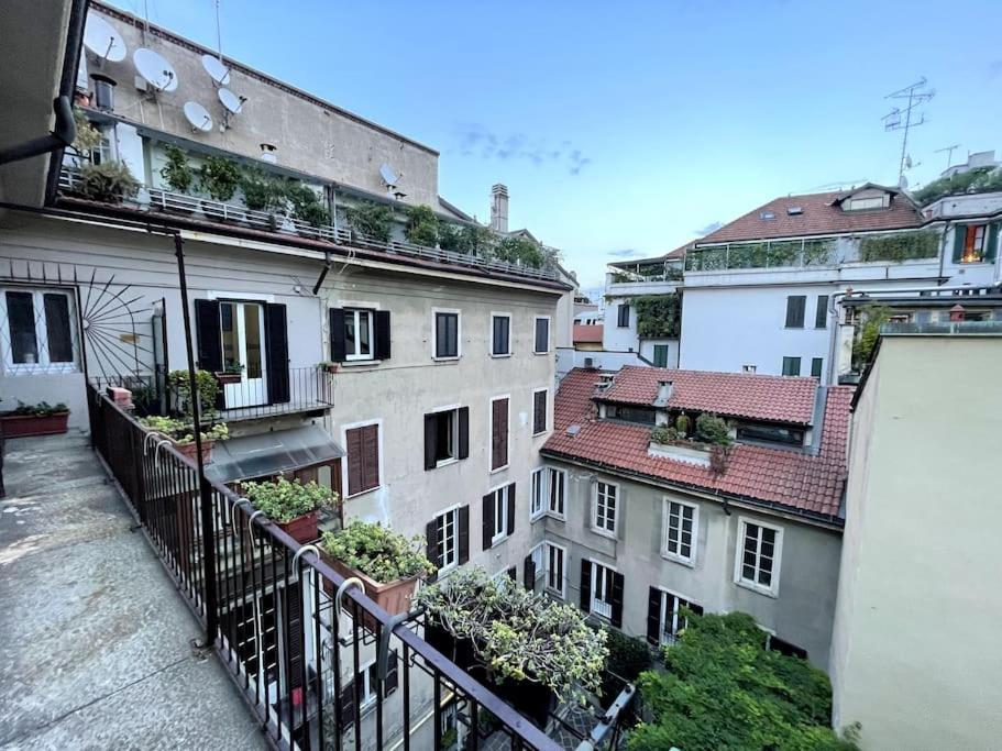 San Marco 14 Sunny And Bright Apartment Milano Exterior foto
